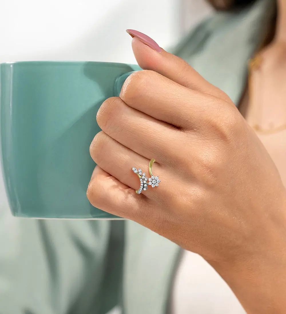 The Tepo 18kt Diamond Yellow Gold Ring